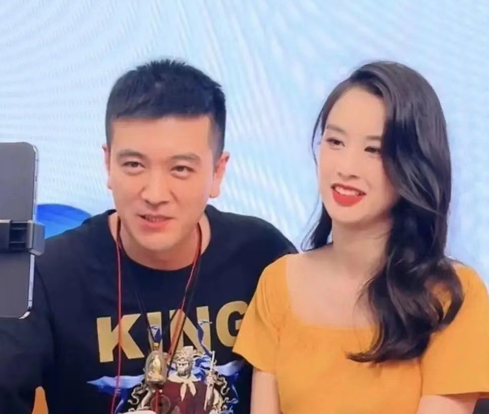 二四六天天彩资料大全网最新版_杨子黄圣依真人秀被质疑是剧本,数据整合实施方案_CT65.55.38