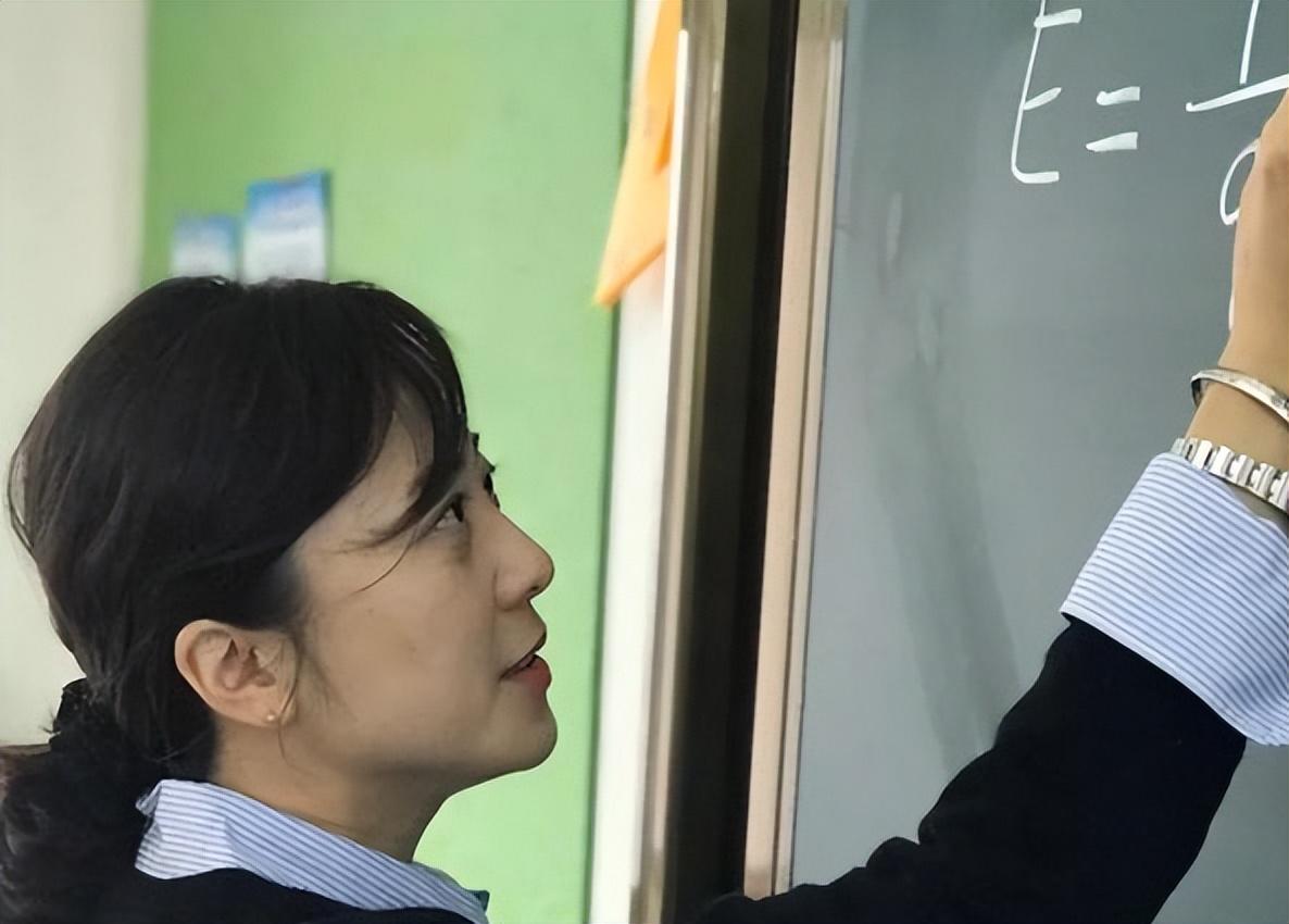 教师编制改革最新动态，探索自然美景的同时，教师职业何去何从？