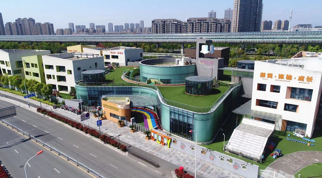 永川南站最新动态，启程钟声响起，变化中的学习与成长自信