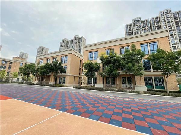 南京江北新区新气象与日常趣事，友情相伴，共筑未来