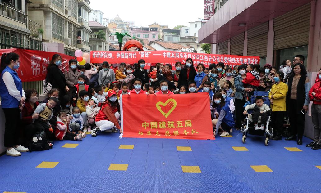 最新消息背后的温馨日常，友情、家庭与爱的传递故事