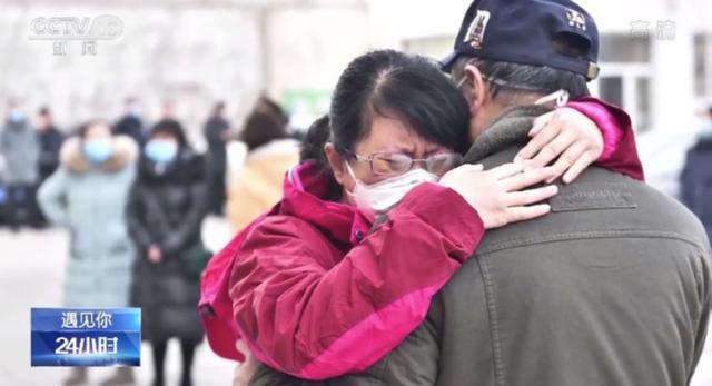 最新疫情状况下的温馨日常故事报道