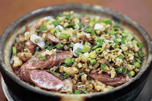 牛蛙最新价格动态与小巷美食探索，揭秘牛蛙美味之旅