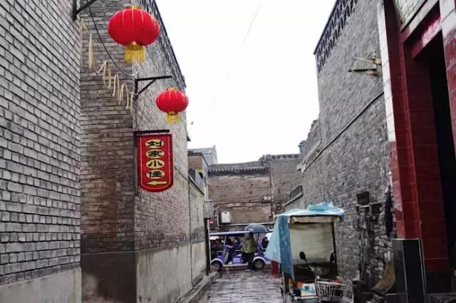 小巷美食秘境探索