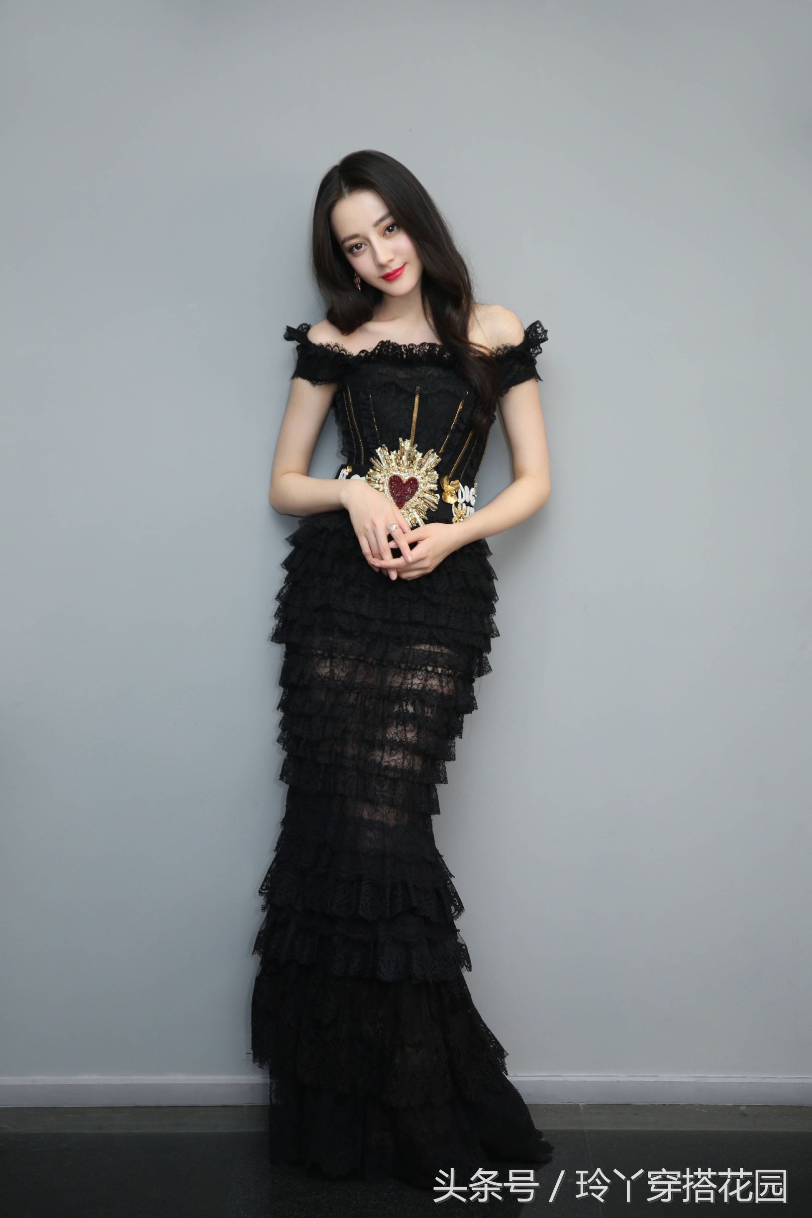 女演员黎静，星光璀璨，时代之声